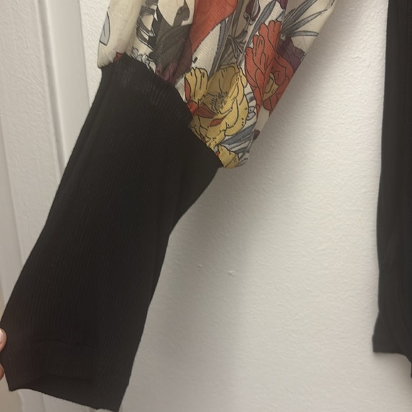 Anthropologie shirt.  TINY.  Sz xl - Picture 3 of 4